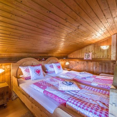 Direkt Zwischen Chiemsee U Alpen Dg Bernau am Chiemsee Luaran gambar